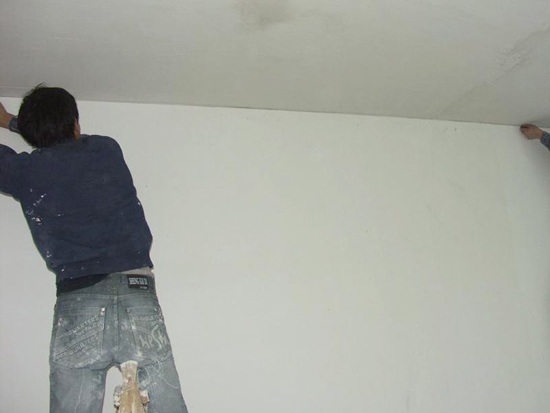 內(nèi)墻涂料能不能加水？注意事項(xiàng)！